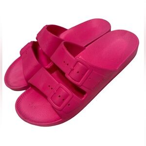 Pink slides size 8
